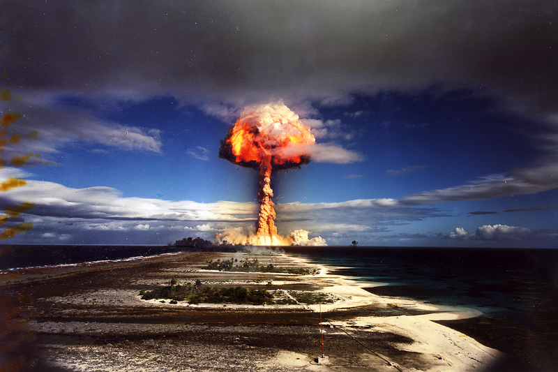 Illustration for article titled Photographs of Atomic Bomb Tests Are Like Science Fiction Made Real